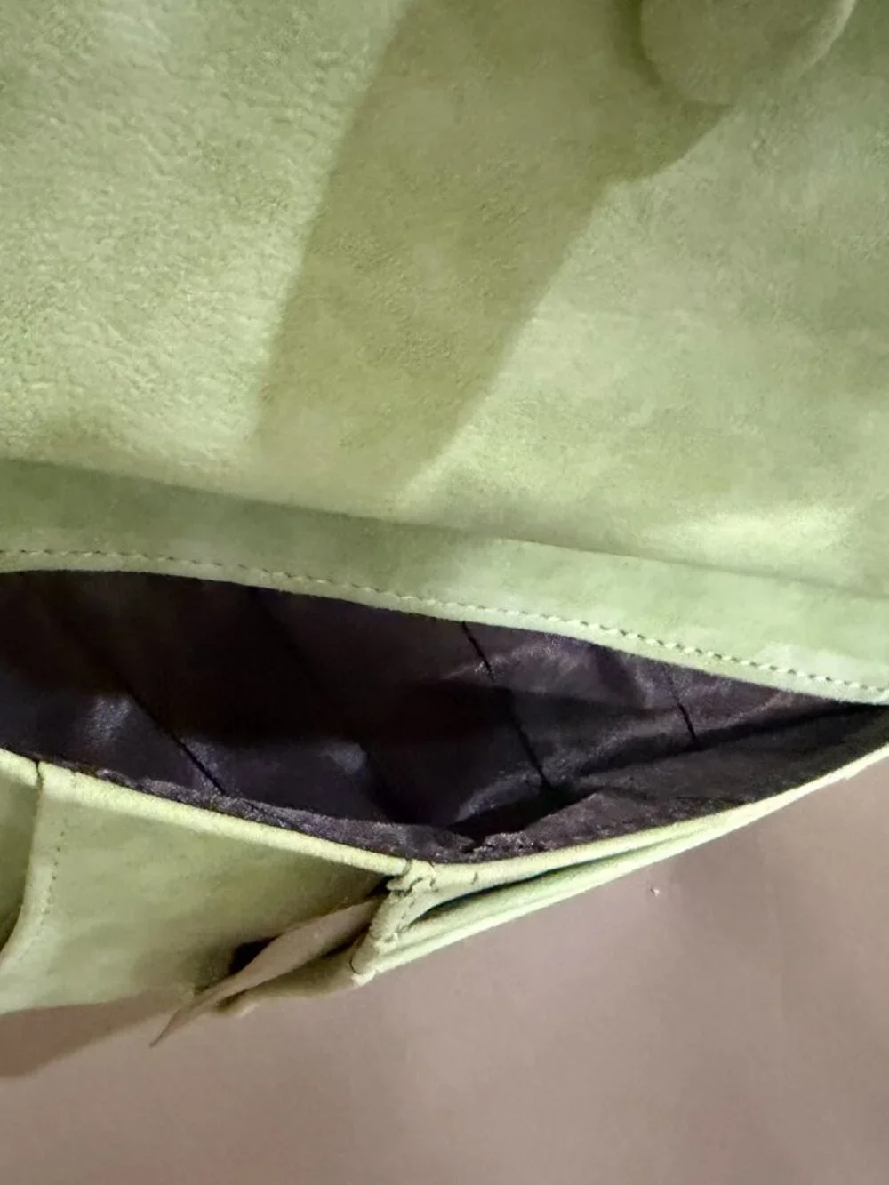 Lady Bei Bei Faux Suede Wallet
